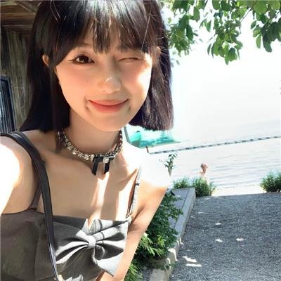 异轨姝途
